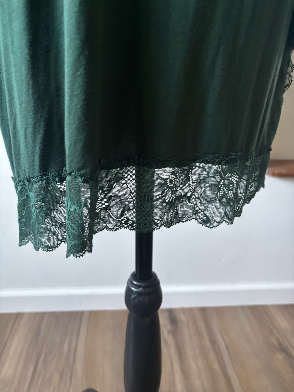 Victoria’s Secret Heavenly Green Lace Trim Robe - Picture 8 of 11